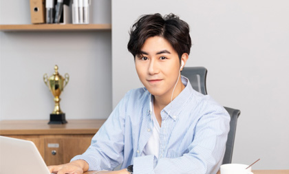 宏藝