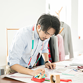 室內(nèi)設(shè)計(jì)人員