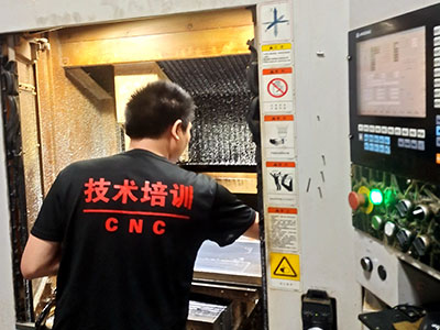 CNC電腦鑼編程操機(jī)