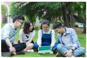 廣州商業(yè)廣告設(shè)計(jì)學(xué)習(xí)班配圖