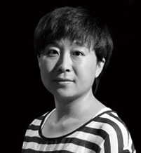 王琳琳 講師