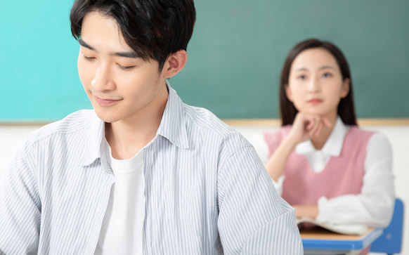 滿18周歲