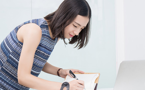資深設(shè)計師