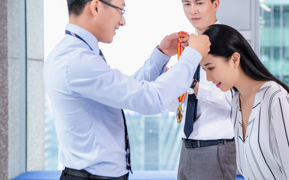 提供創(chuàng)業(yè)貨源服務(wù)