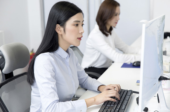 室內(nèi)設(shè)計(jì)人員