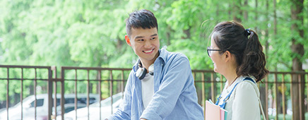 在校學生