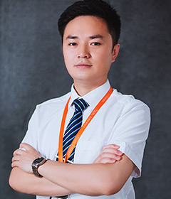 何老師