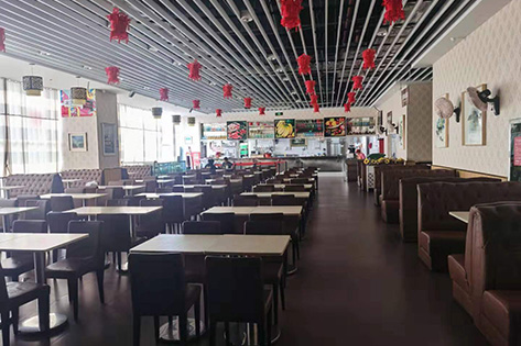 學校食堂