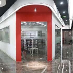 校內(nèi)便利店
