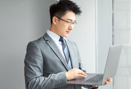 設(shè)計(jì)型講師