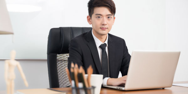 動態(tài)視覺設(shè)計人員