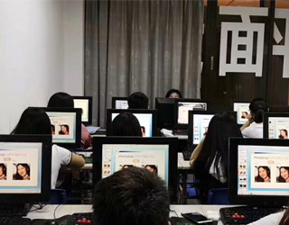 實(shí)操室