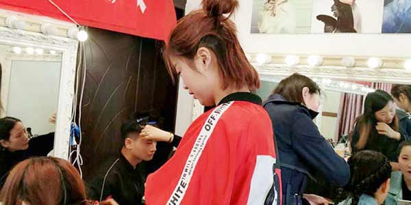 美發(fā)